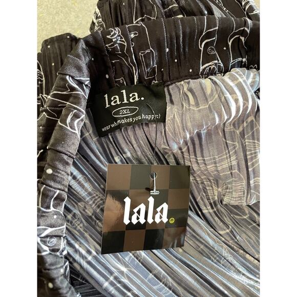 Dressed in LaLa matching set Plissé Set in "Interstellar Astronaut" size 2XL - Picture 2 of 9